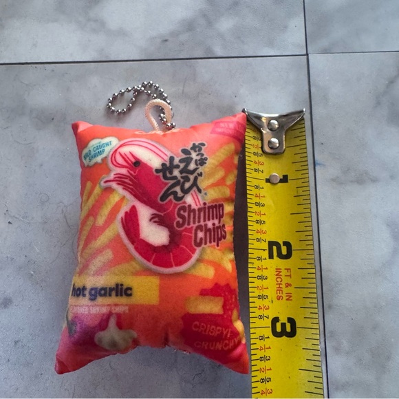 Shrimp Chips Puffy Keychain - Picture 6 of 8
